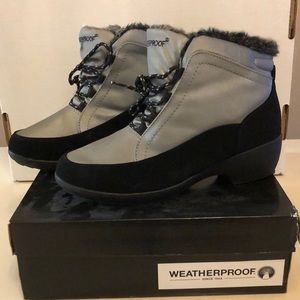 Weatherproof Snowboots/Winterboots, size 9M Women